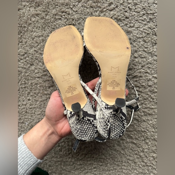 MARC FISHER - GOVE 2 LEATHER SANDAL Leather Snake Print Dress Sandals Size 8.5 - Picture 11 of 13